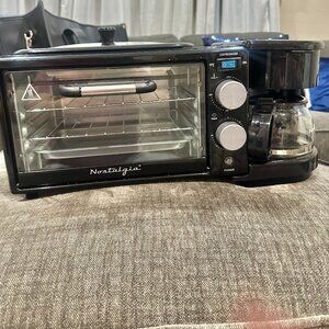Nostalgia 3-in-1 Breakfast Station • Like New • Coffee Maker + Toaster Oven + Gr